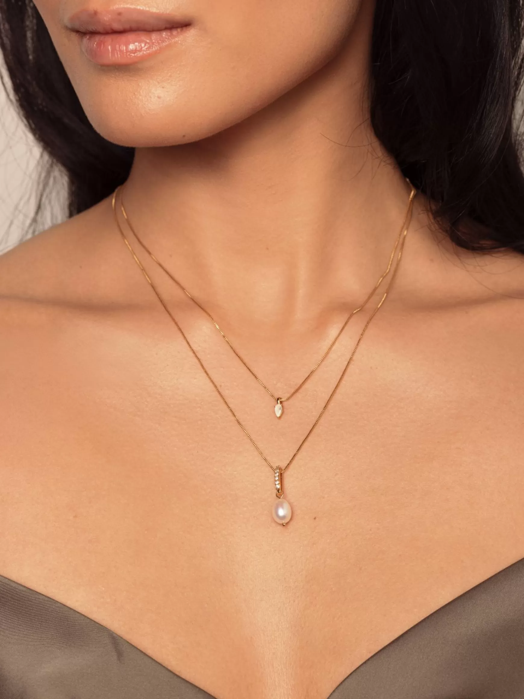 Best Sale Alaia Layered Pendant Pendant Necklaces