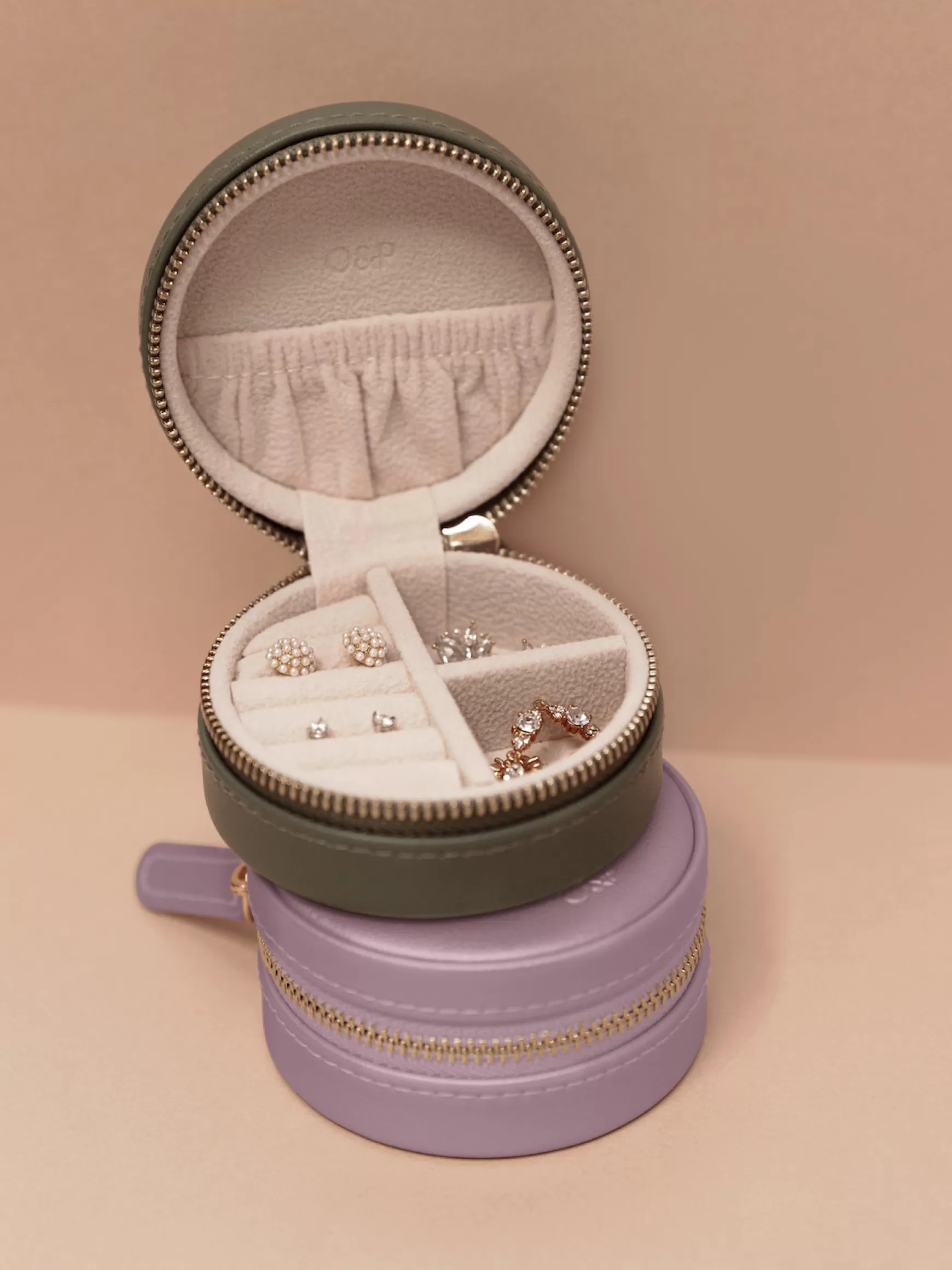 Outlet Small Jewelry Case Lifestyle Shop